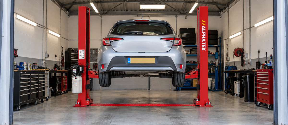 Standard 4 Tonne 2-Post Vehicle Lift